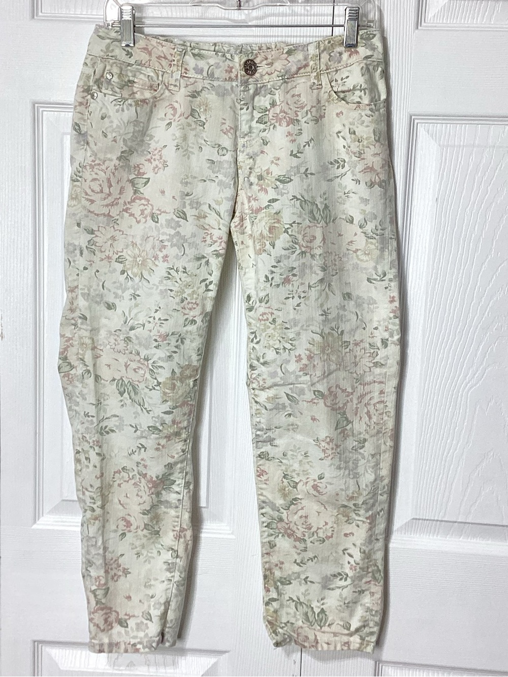 Celebrity Pink Floral Print Jeans Size 9